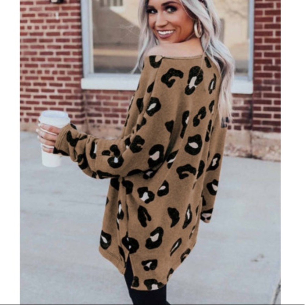 DEAR LOVER | Leopard Print Tunic - Picture 2 of 8